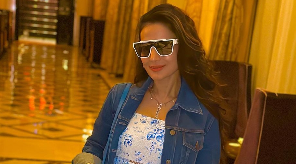 Ameesha Patel shows off her MOST EXPENSIVE luxury bag - You won't believe  how much it costs - Masala