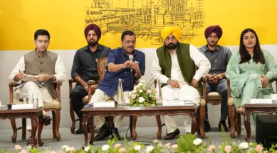 bhagwant mann with kejriwal