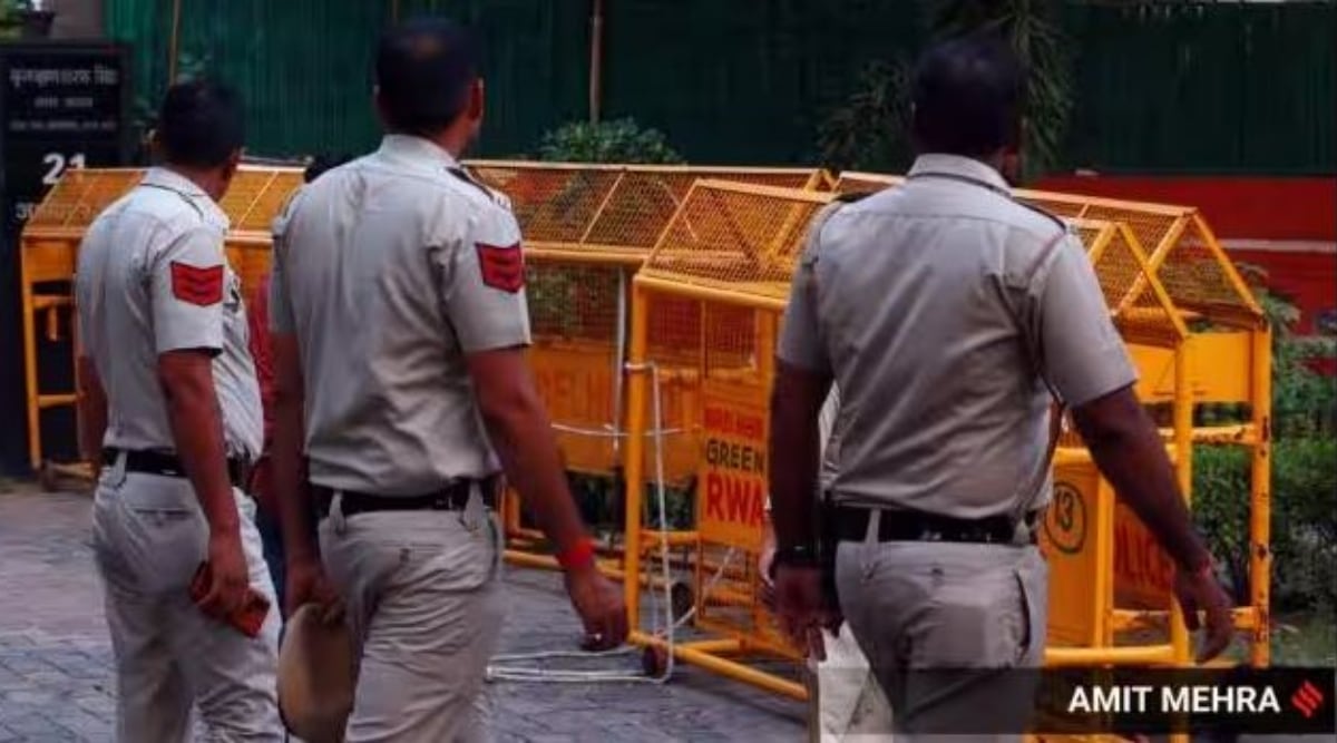 Woman’s body found under bed in Northeast Delhi house, cops on lookout for husband | Delhi News