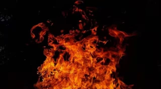 worli fire mumbai