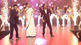 jawan success meet: shah rukh khan explains meaning of jawan