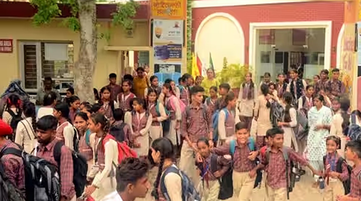 jhansi student protest