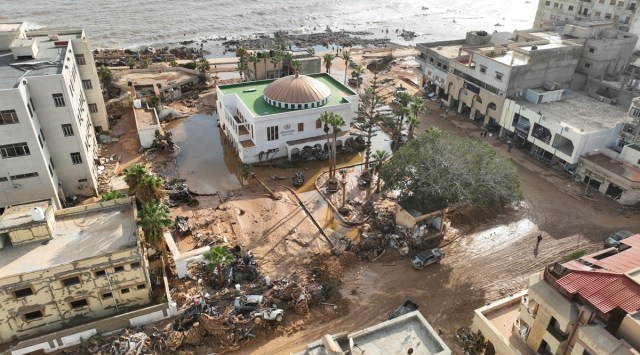 लीबिया में बांध टूटने से बाढ़ की स्थिति और गंभीर हो गई है, जिससे 5,000 से अधिक लोगों की मौत हो गई है