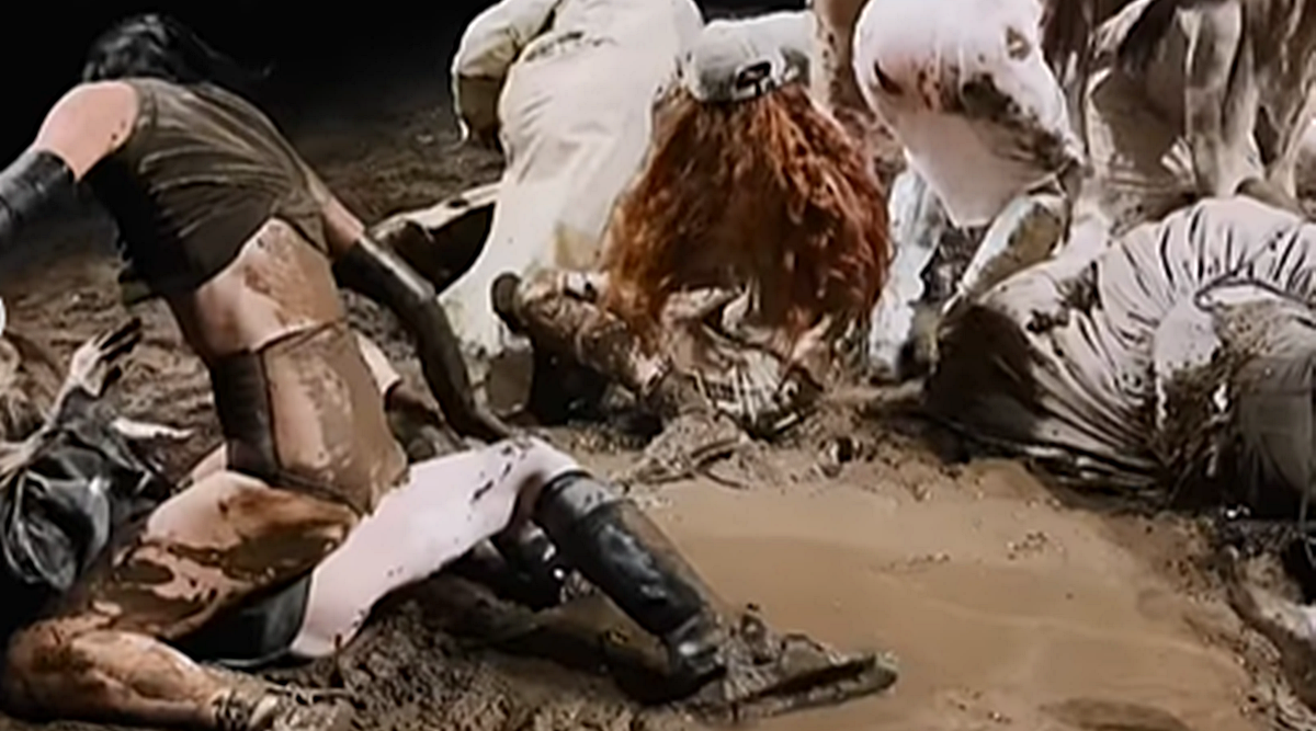 New York Fashion Week show has models wrestling in the mud