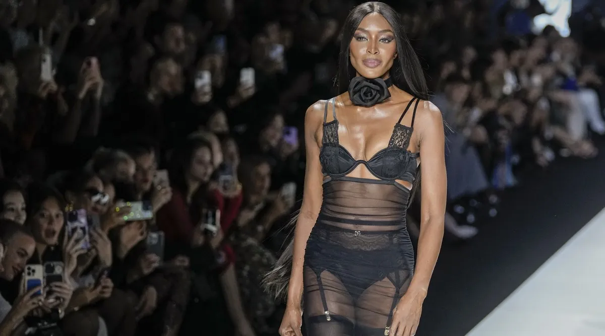 Milan Fashion Week 2023: Naomi Campbell struts down the runway for Dolce &  Gabbana | Fashion News - The Indian Express