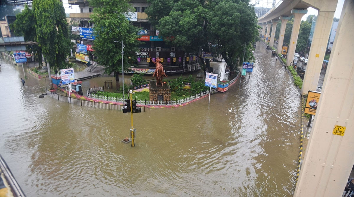 Nagpur, torrential rains, Flooding, National Disaster Response Force, NDRF, State Disaster Response Force, SDRF, School, college, closures, Orange alert, IMD, Deputy Chief Minister, Devendra Fadnavis, Ambazari lake, overflow