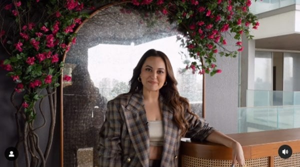 600px x 334px - Sonakshi Sinha gives a tour of her new sea facing house, says she has  fulfilled her dream. Watch | Bollywood News - The Indian Express