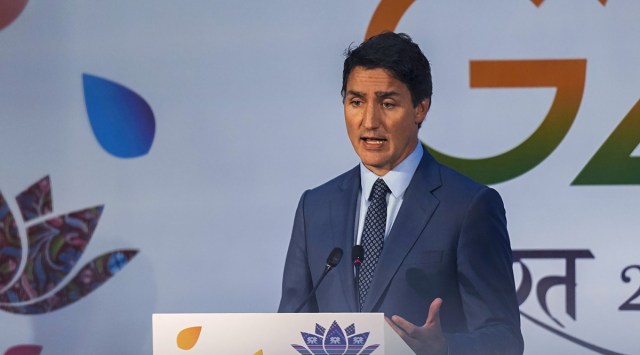 trudeau stuck in delhi
