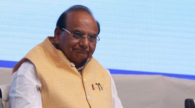 vinai kumar saxena, corruption complaints, government officials, delhi news, indian express