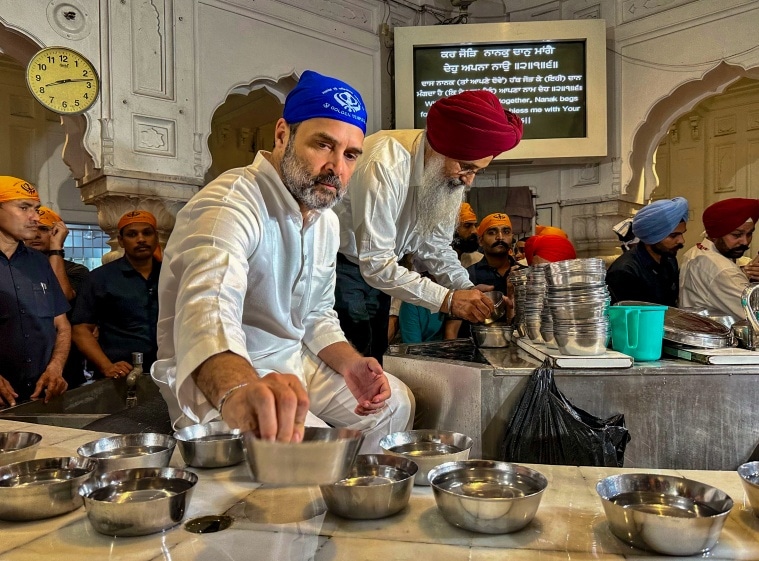 Rahul Gandhi at Golden Temple
