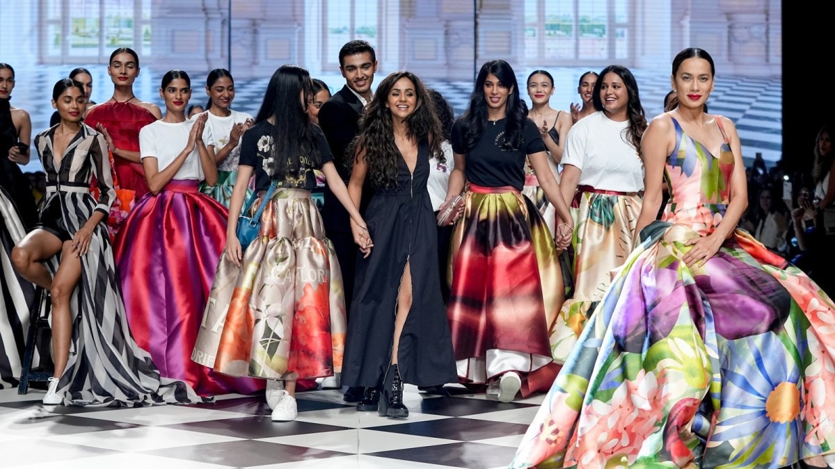 Love chic, feminine designs? Let us introduce you to Gauri and Nainika