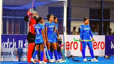 Indian women's hockey team.