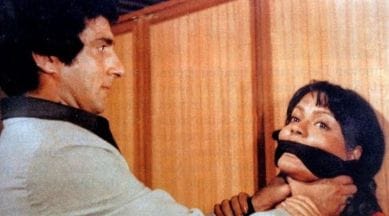 Raj Babbar, Zeenat Aman