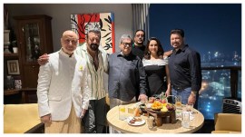 Khal Nayak, Madhuri Dixit, Sanjay Dutt