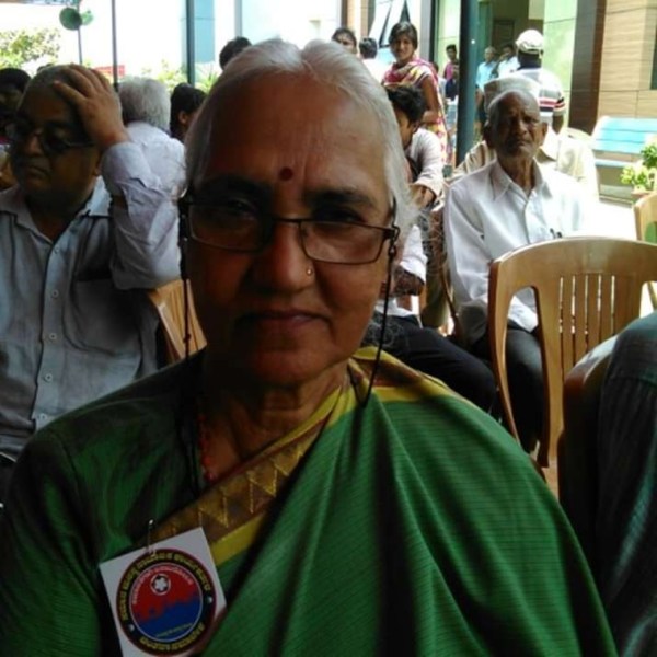 Writer BT Lalitha Naik filed a complaint at Sanjaynagar Police Station. She had received three threat letters. Facebook 