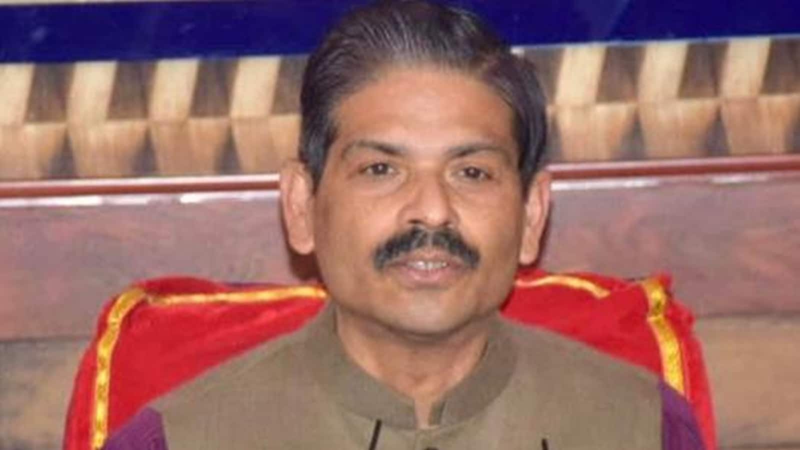 Anyone who receives objectionable forwards must inform police: Jammu and Kashmir police chief