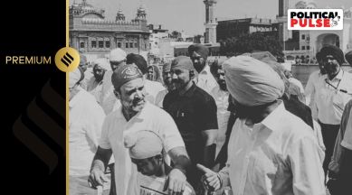 Rahul Gandhi, Rahul Gandhi Golden temple visit, rahul gandhi in amristar, rahul gandhi in punjab, congress, indian express