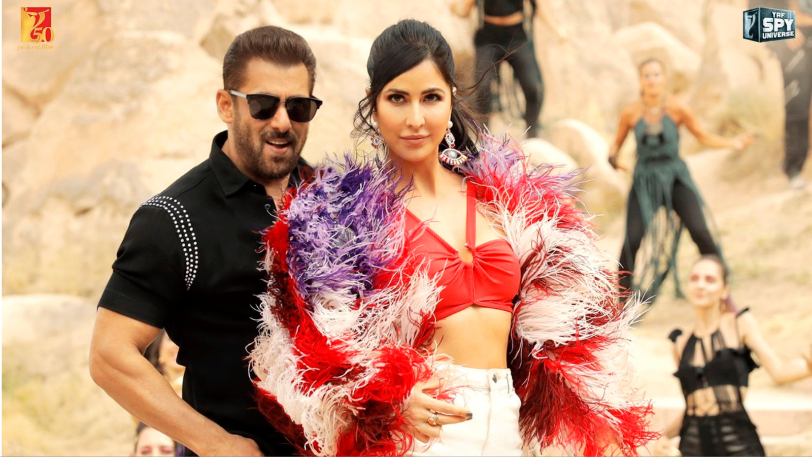Katrina Salman Xvideo - Tiger 3's Leke Prabhu Ka Naam: Salman Khan teases new Arijit Singh song,  scintillates with Katrina Kaif in new still | Bollywood News - The Indian  Express