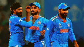 India's Ravindra Jadeja, Virat Kohli and Rohit Sharma teammates celebrate an England wicket. (PHOTO: REUTERS)