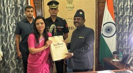 TMC delegation met bengal Governor, CV Ananda Bose in Darjeeling, TMC rajghat dharna, Bose meets TMC leaders at Raj Bhawan, indian express news