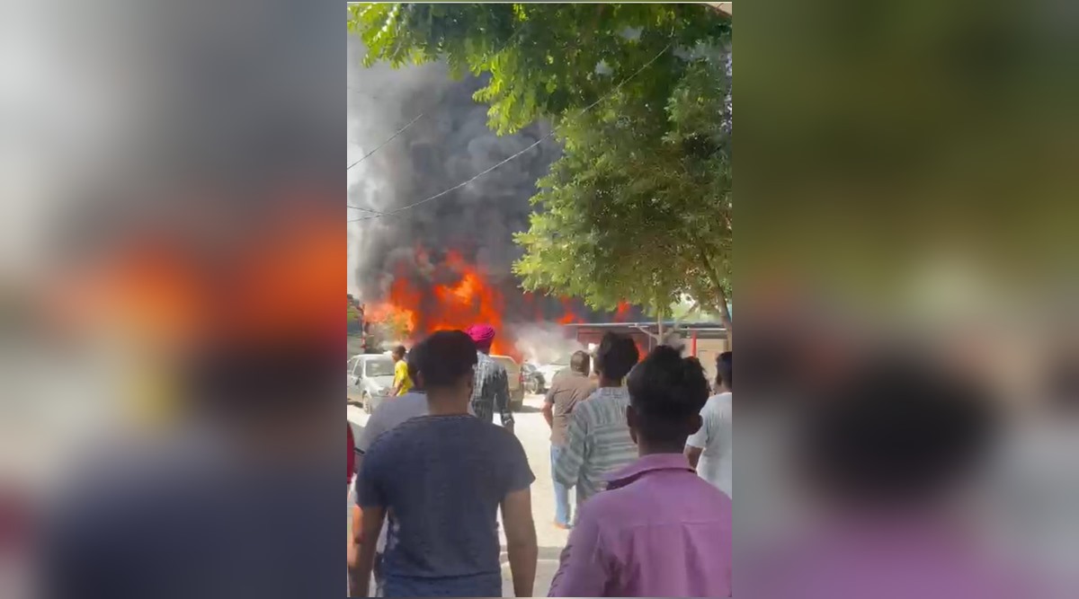 Major Fire Breaks Out At Police Post In Mohali Seized Vehicles Damaged