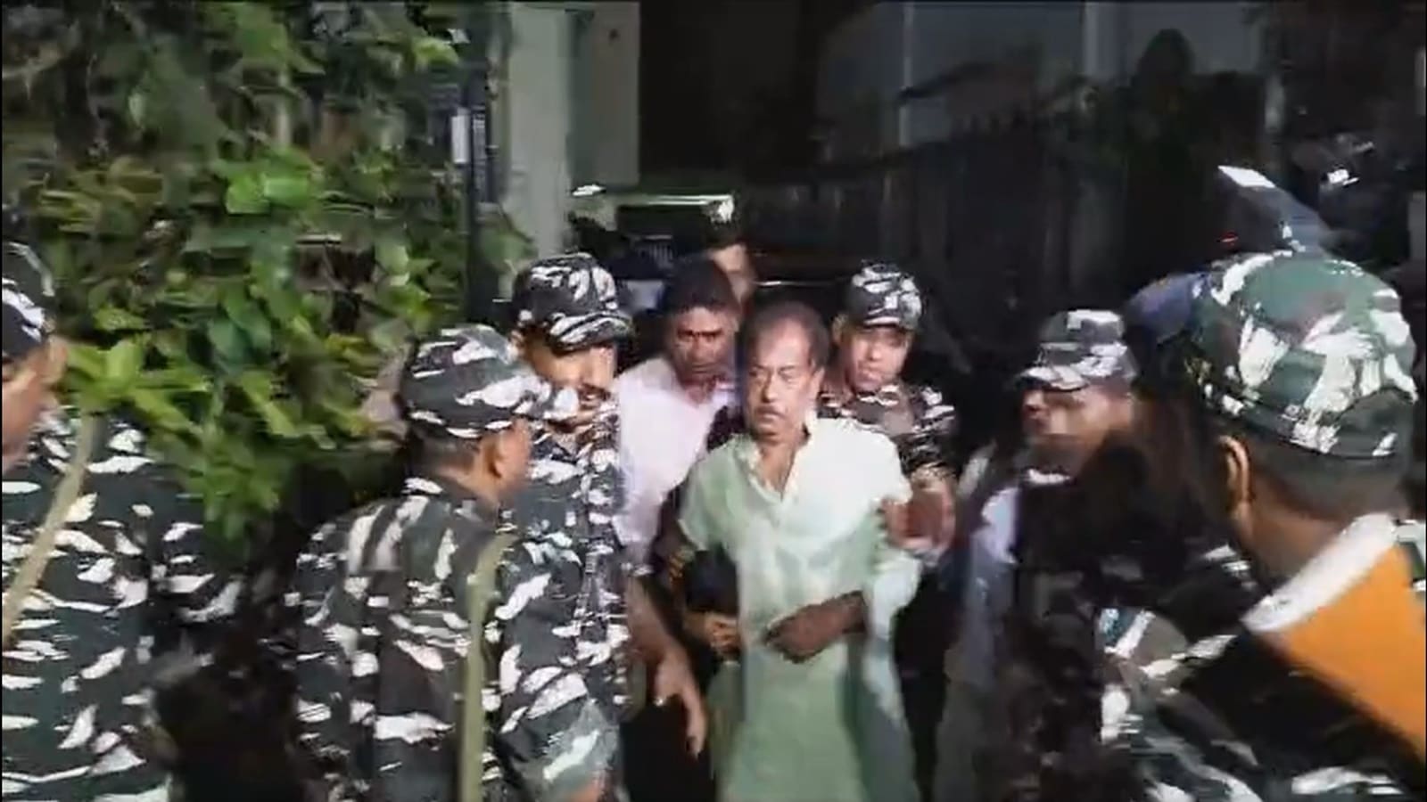 West Bengal Minister Jyotipriya Mallick Recovers in CCU with Security Provided by 10 CRPF Jawans and 2 ED Officials West Bengal Minister Jyotipriya Mallick Recovers in CCU with Security Provided by 10 CRPF Jawans and 2 ED Officials