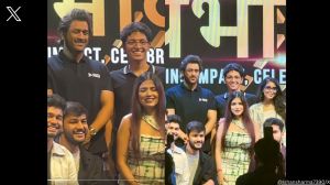 YouTuber meets MS Dhoni at Bengaluru event
