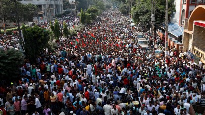 Police and opposition party supporters clash in Bangladesh