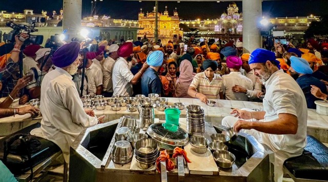 Rahul Gandhi at Golden Temple