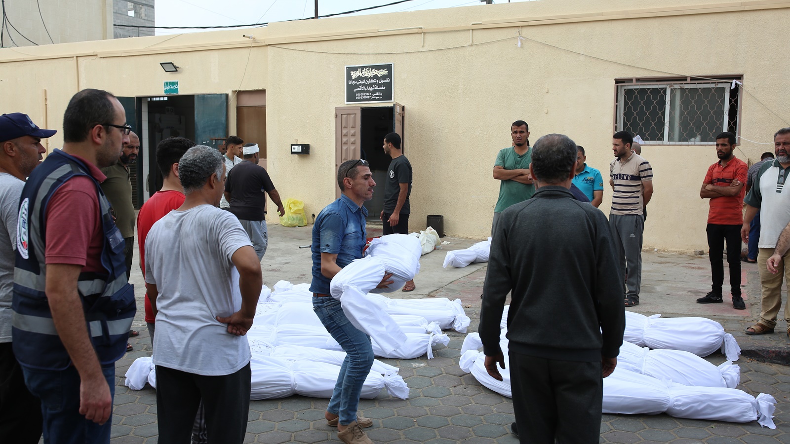 34 hours of fear: The blackout that cut Gaza off from the world 34 hours of fear: The blackout that cut Gaza off from the world