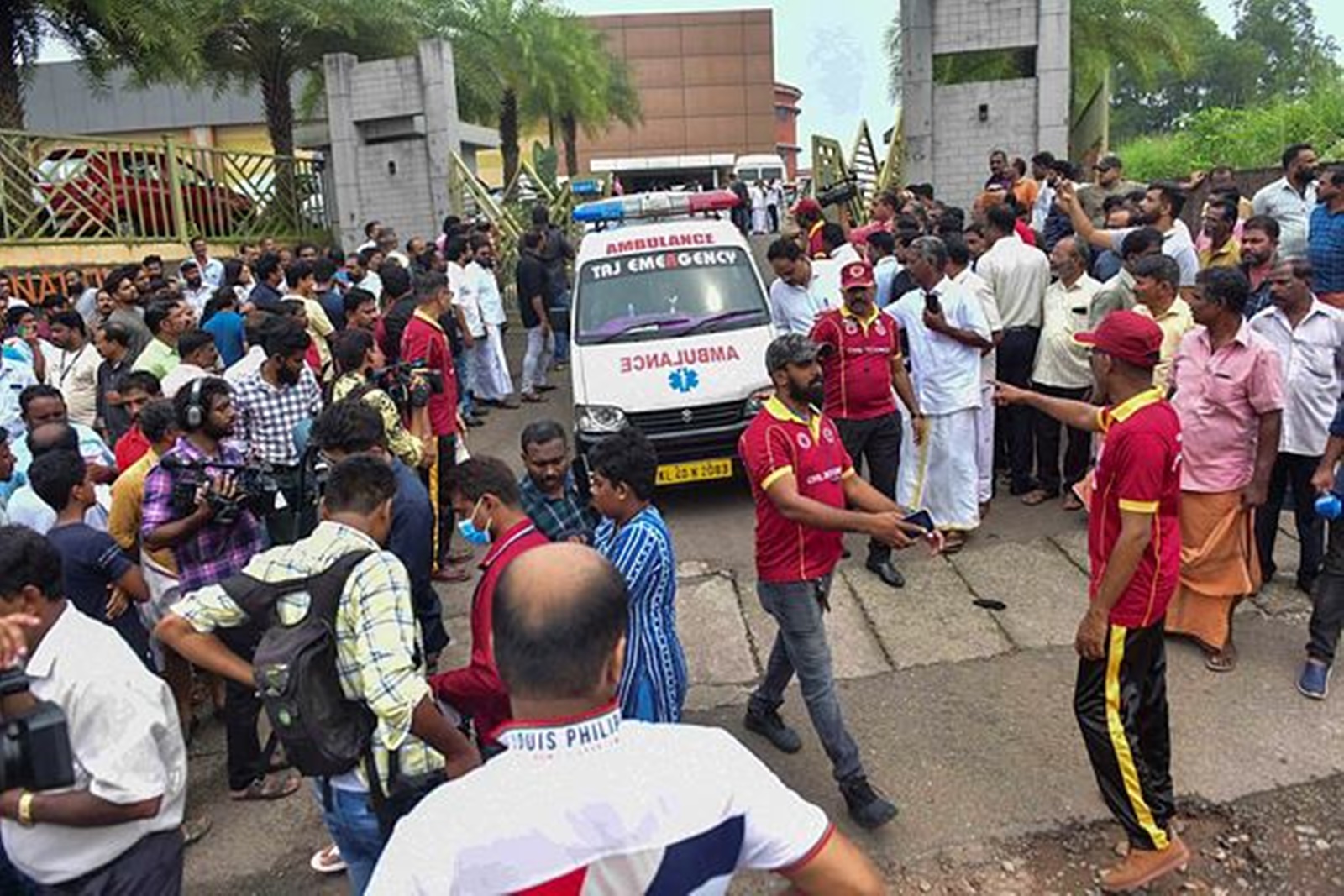 Kerala Rocked By Series Of Blasts Targeting Jehovahs Witnesses Gathering India News News