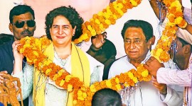 Priyanka Gandhi Vadra, Congress general secretary Priyanka Gandhi Vadra, Madhya Pradesh, free education, stipend for school students, caste census in MP, India news, Indian express, Indian express India news, Indian express India