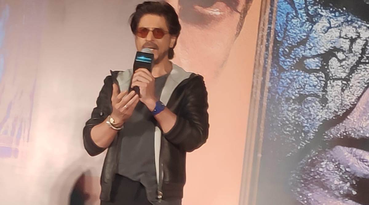 Shah Rukh Khan apologises to fans for being late to Jawan success event ...