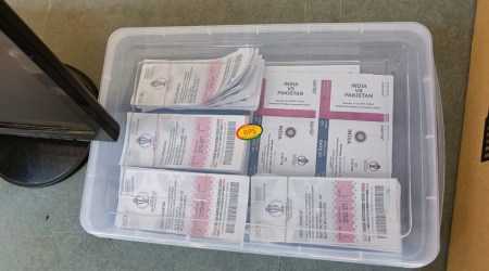 India-Pakistan World Cup match, India-Pakistan match tickets, fake match tickets, 150 fake tickets, india pak match, indian express news