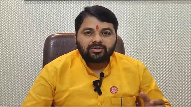 maharashtra farm leader