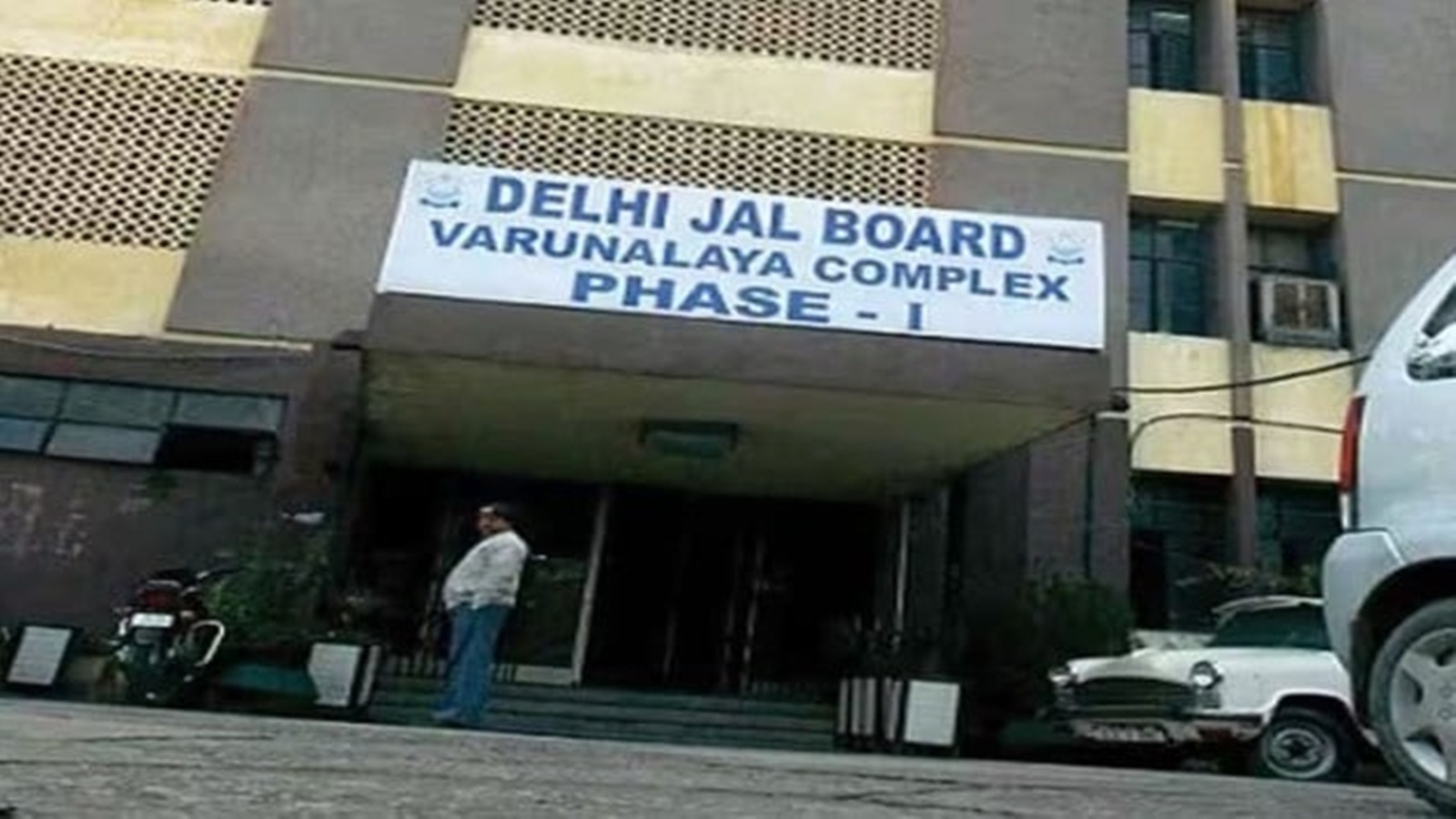 ‘Dues unpaid’ Delhi Jal Board contractors threaten to stall ongoing work Delhi News The