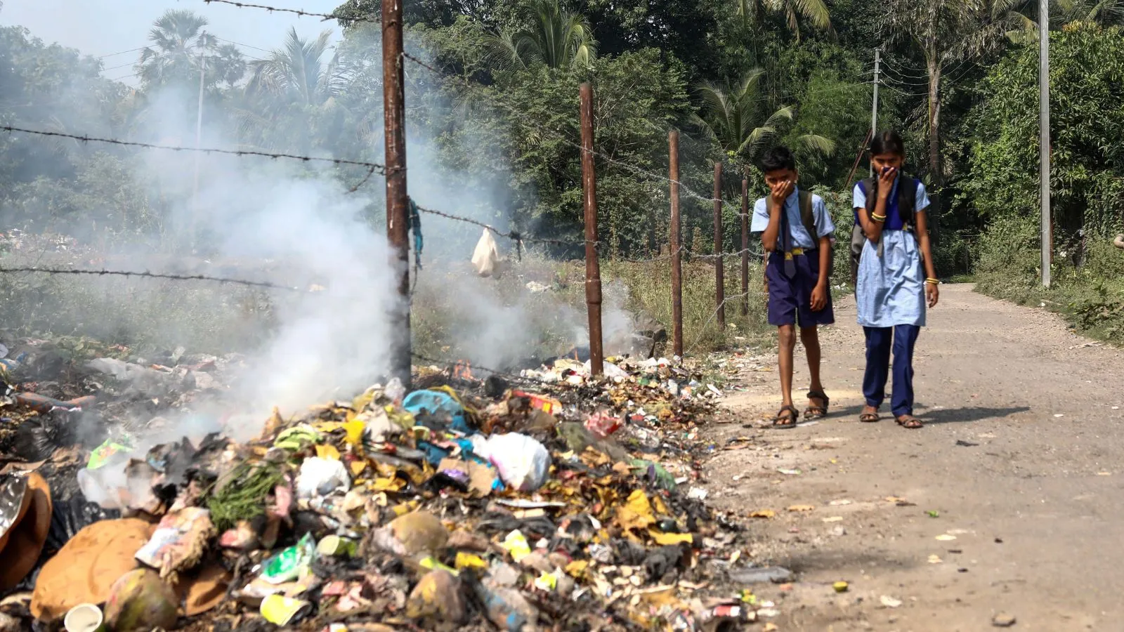 Delhi Pollution Primary schools to remain shut till Friday