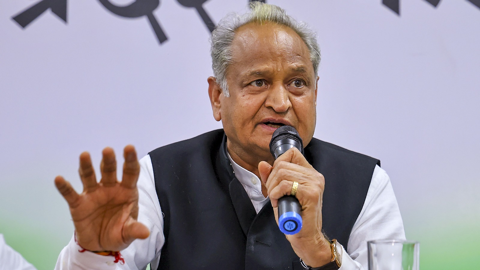 Kanhaiya Lal was killed by ‘BJP people’, party raising issue now for polls: Ashok Gehlot | India News