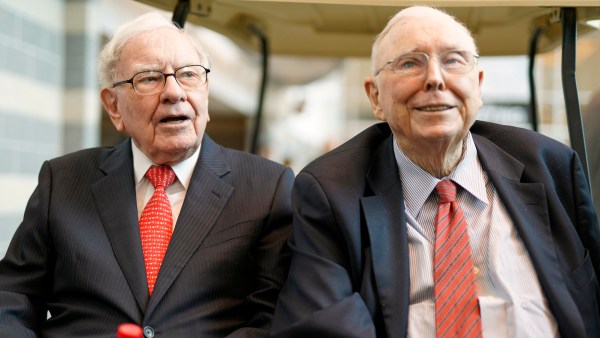 Charlie Munger, who was Warren Buffett’s right-hand man at Berkshire ...