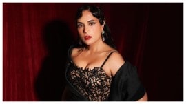 Richa Chadha, HrithiK Roshan