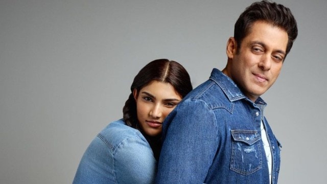 Salman Khan- Alizeh Agnihotri