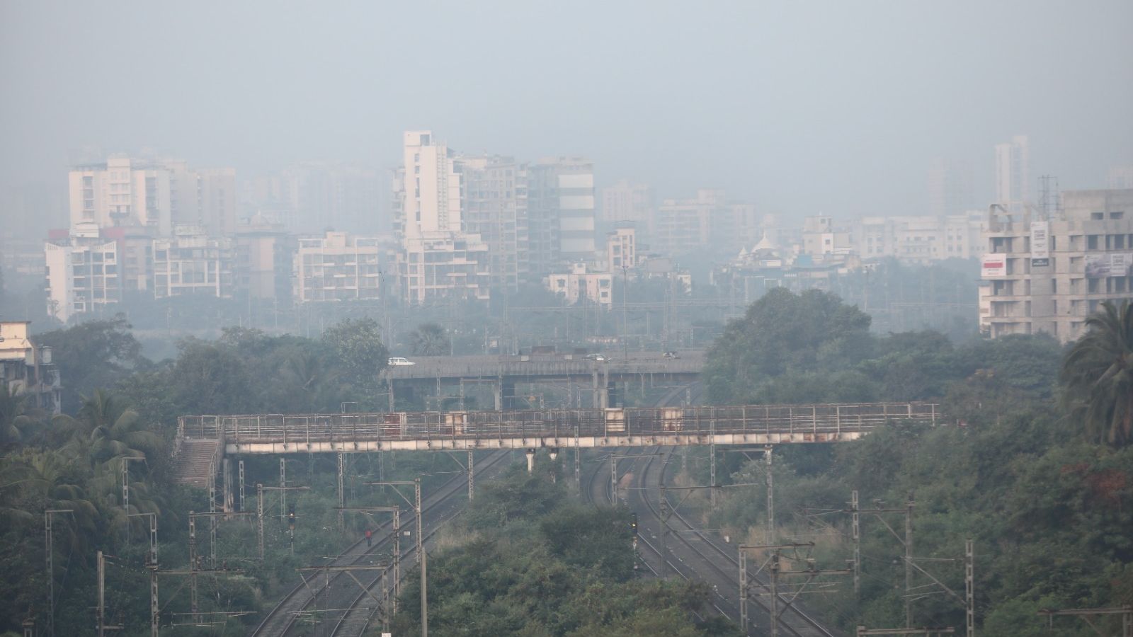 1600px x 900px - Mumbai News Highlights: Another smoggy day in city; Sindhudurg, Kolhapur  receive unseasonal rain | Mumbai News - The Indian Express