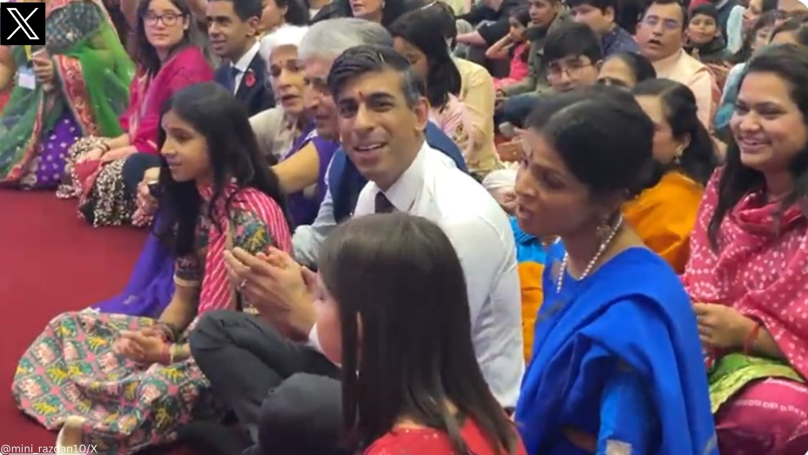 UK PM Rishi Sunak and family sing bhajan during Diwali celebration in ...