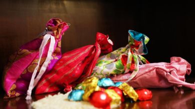 Let's make Diwali both green and budget-friendly.