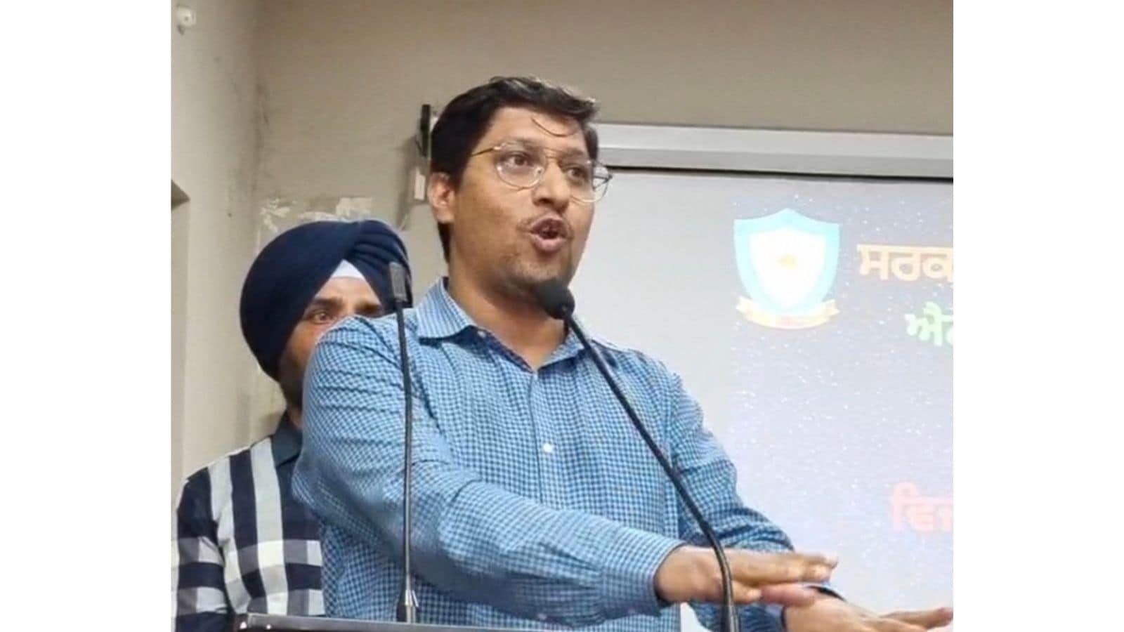 ‘In Punjab, kaam ya de ke hoga, ya le ke, honesty is not a virtue