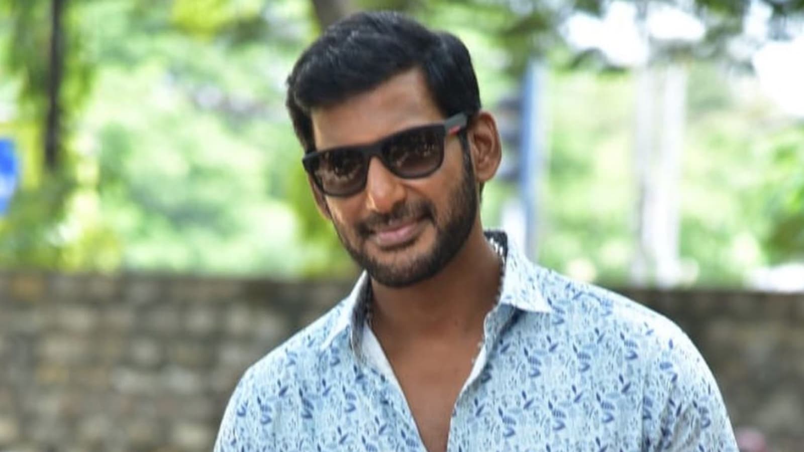 Vishal visits CBI office in Mumbai regarding CBFC corruption case ...