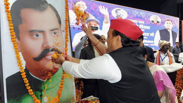 Akhilesh Yadav, INDIA bloc, Lok Sabha seats in UP, Lok Sabha polls 2023, UP Politics, Samajwadi Party, indian express news