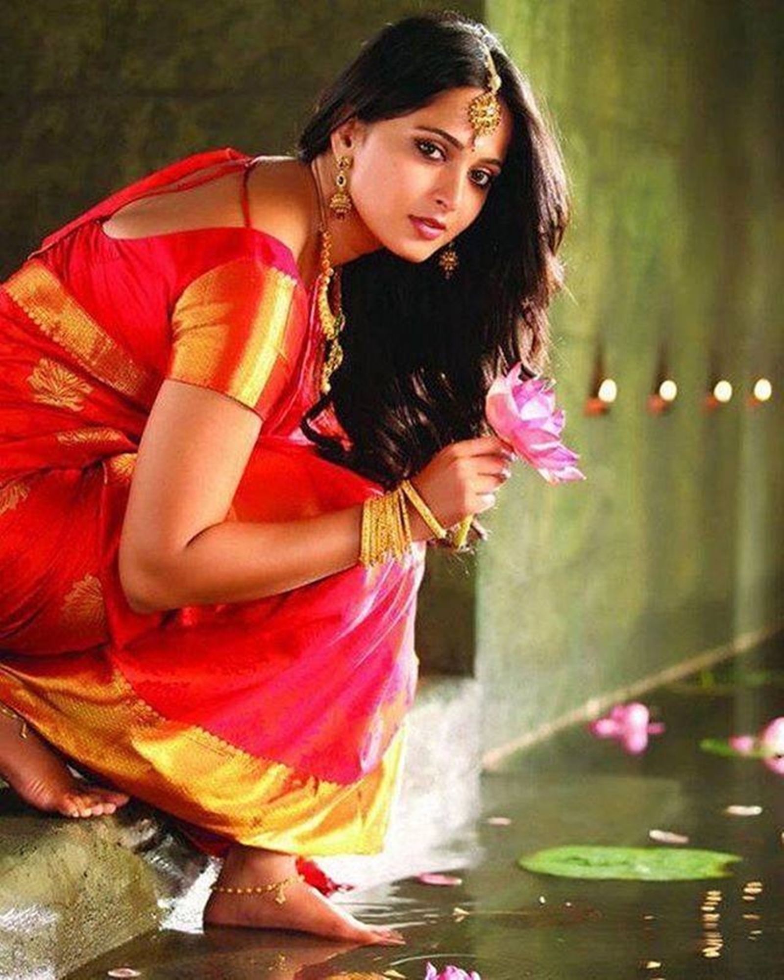 1600px x 1998px - The Anushka Shetty style: Defying odds while being the mistress of own  decisions | Telugu News - The Indian Express