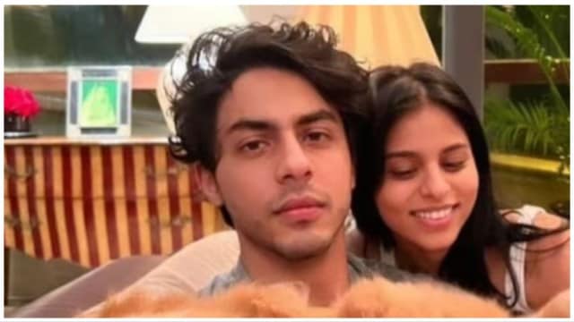 Suhana Khan shares throwback pic to wish Aryan Khan on his 26th