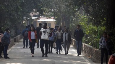 More than 5 colleges can be clubbed under cluster university guidelines